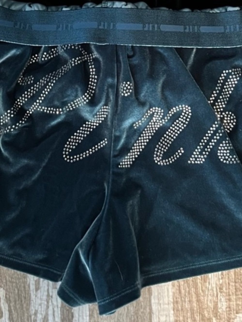 NWOT💗VS PINK Ltd Edition BLING SOFT Velvet Sleep Boxy! Forest!Sz-L!